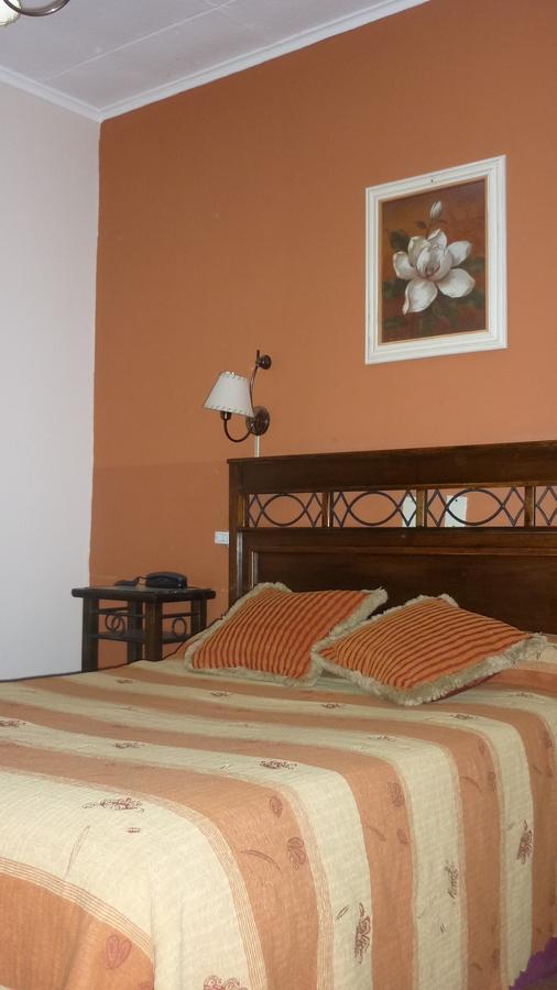 Hotel Alonso Río Gallegos Quarto foto